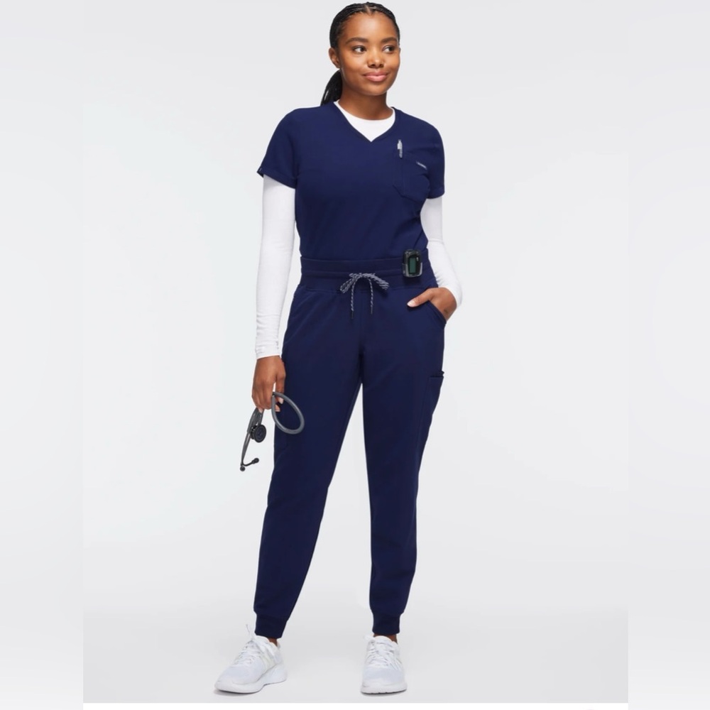 NEW JAANUU WOMEN'S 13-POCKET SCRUB JOGGER - PETITE